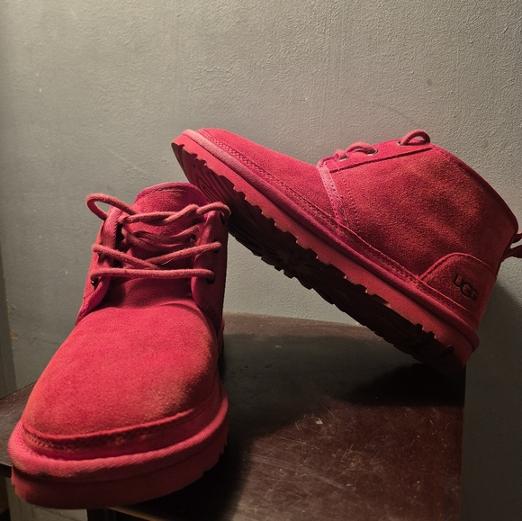 Ugg Unisex Ankle Boots in Red🔥 - Picture 4 of 8